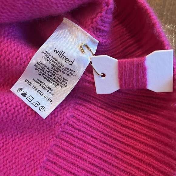 Aritzia Wilfred Luxe Cashmere Cyrus Sweater Pink Medium - Picture 6 of 9